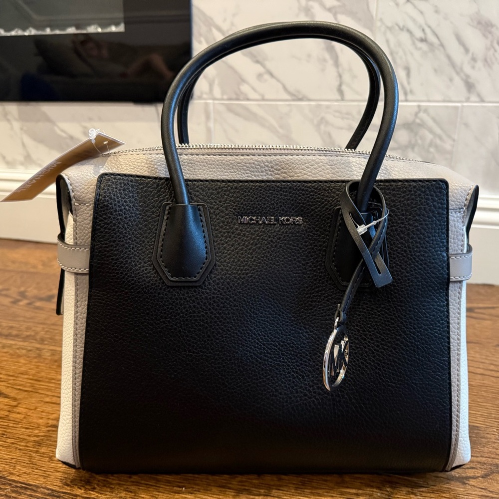 Michael Kors Black white and gray Women's Bag
